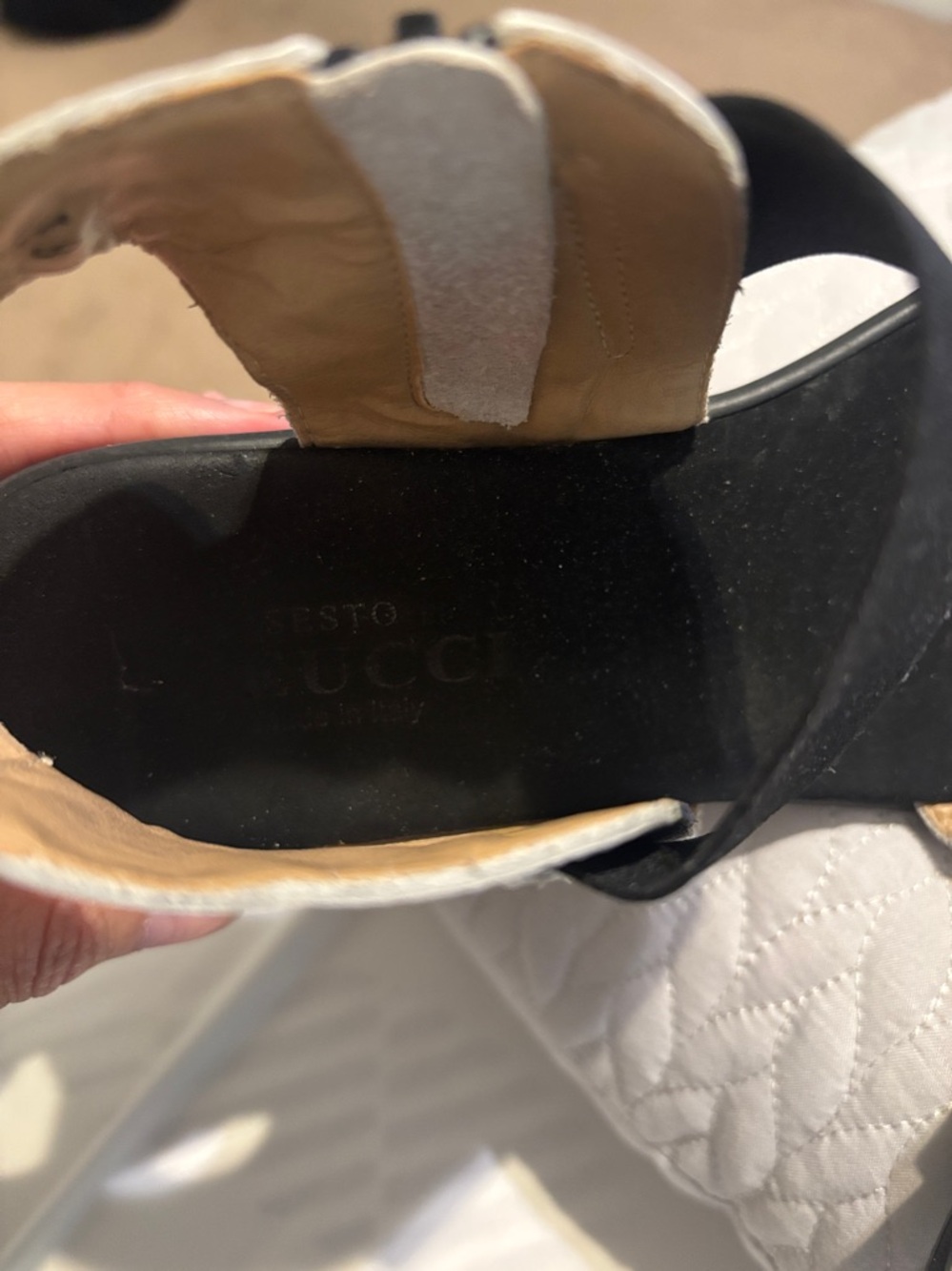 Women's Gucci White and Black Comfort Sandals - Picture 2 of 6